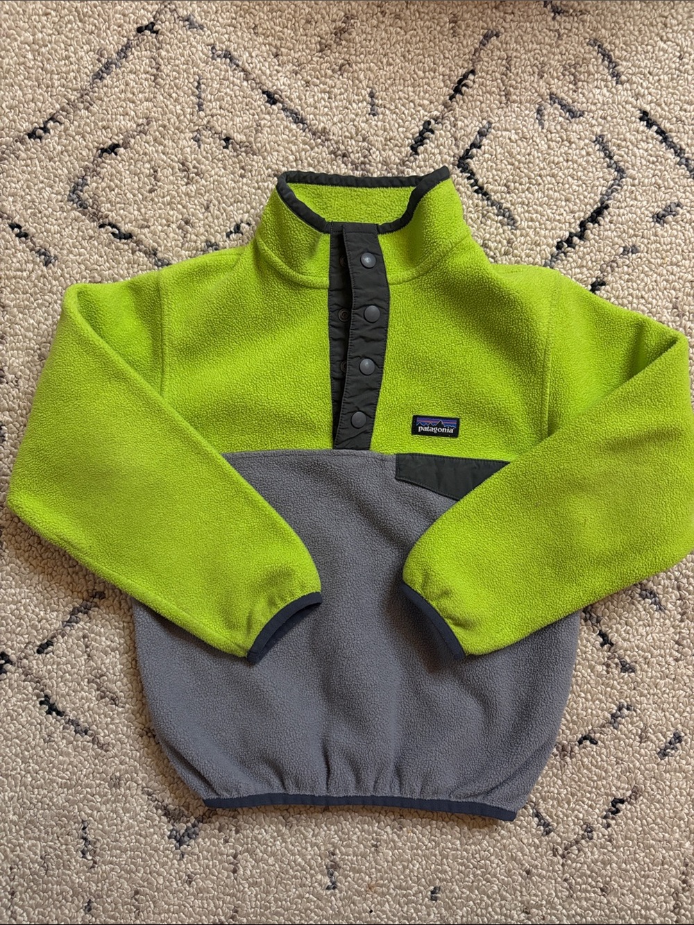 Patagonia Kids fleece (xs 5-6 )